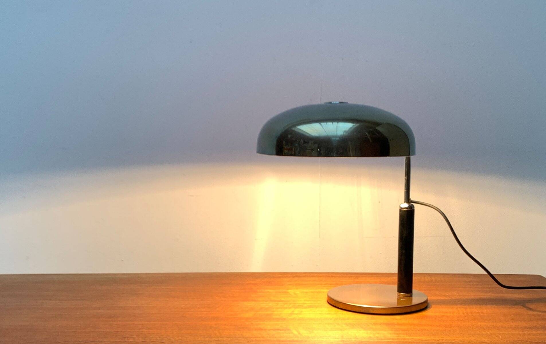 German Bauhaus Pivoting Table Lamp by Hala, 1930s