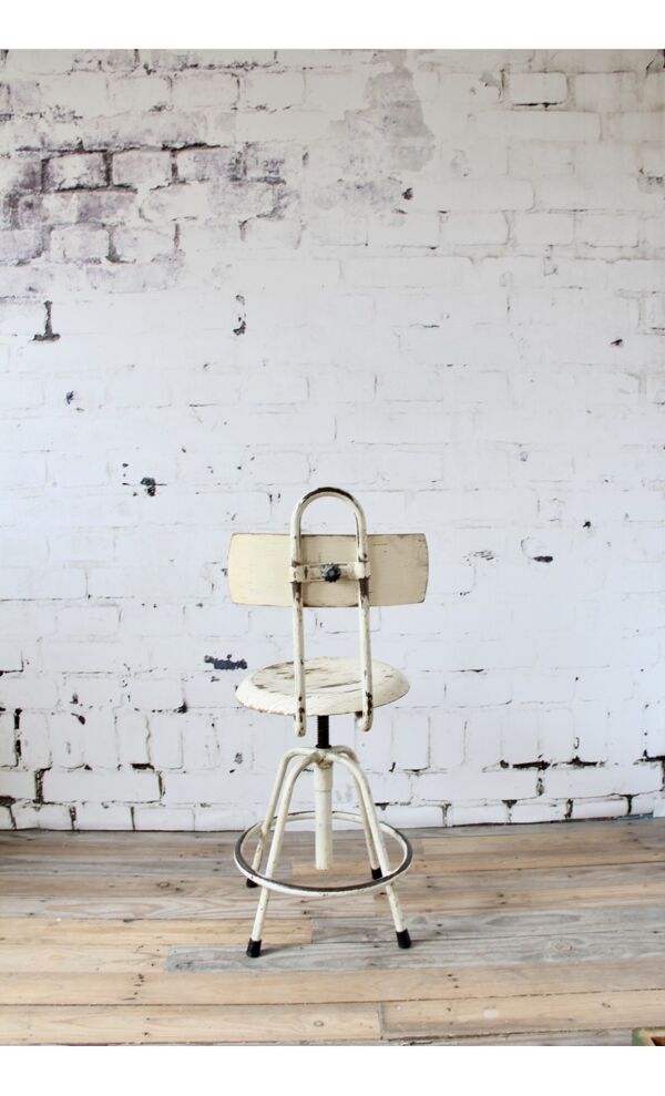 Chaise pivotante blanche