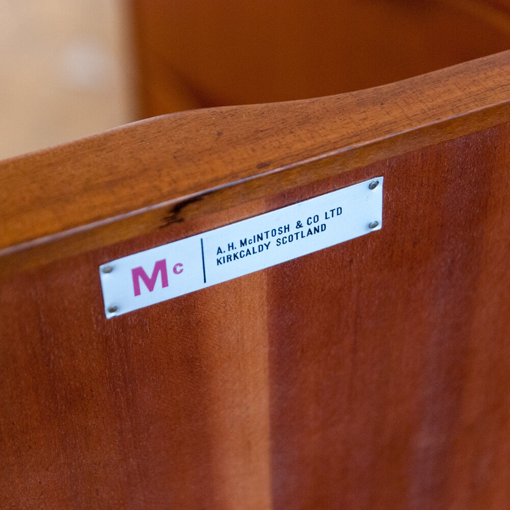McIntosh Dunvegan sideboard, 153cm