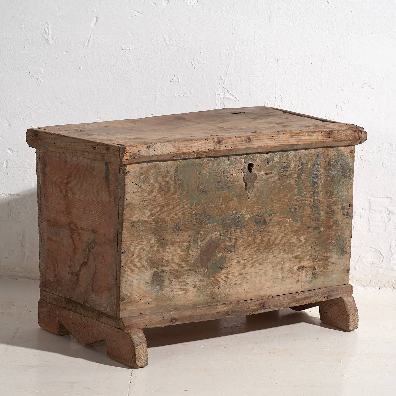 Old green patinated wooden chest (c.1900)