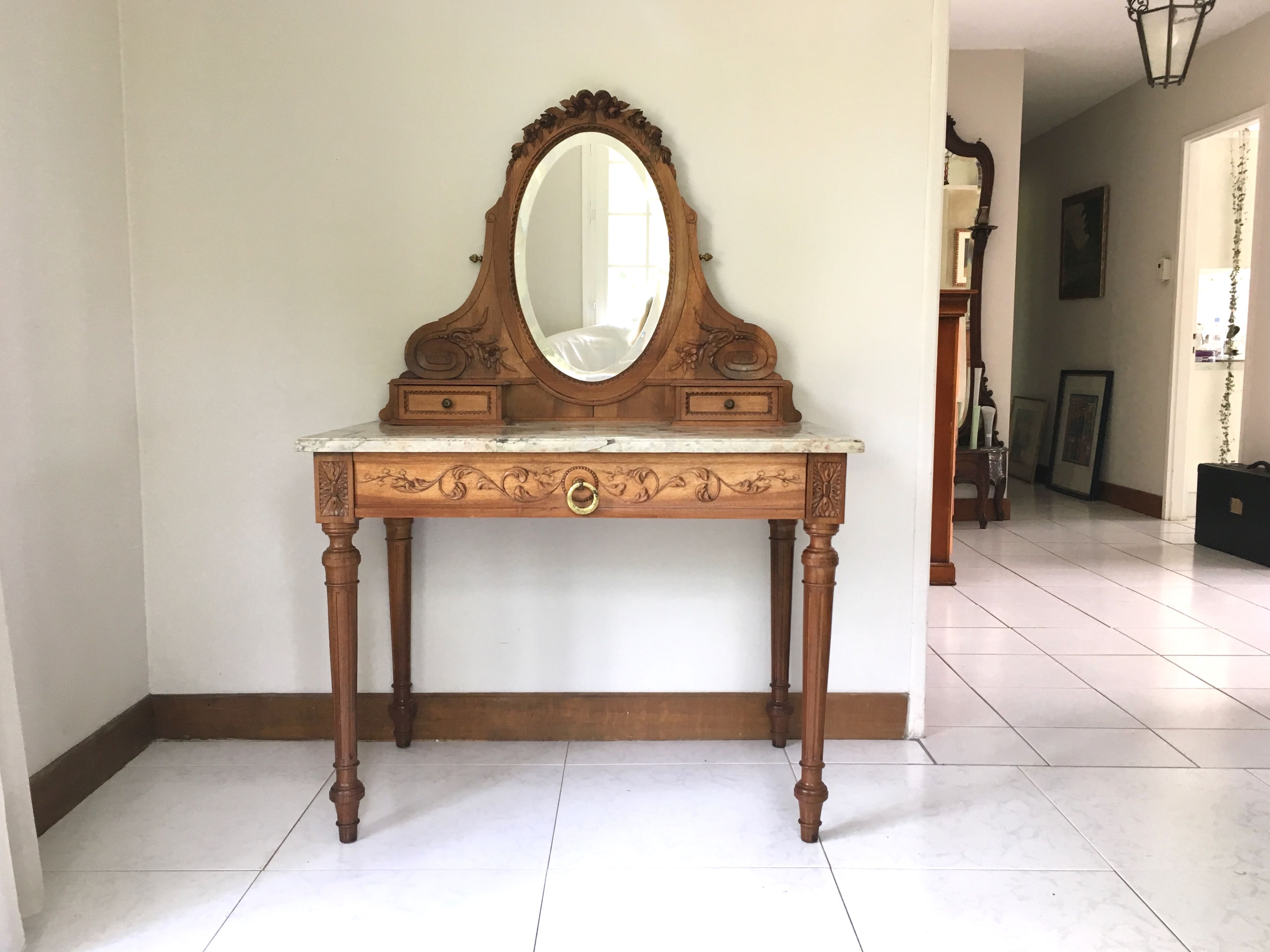 Coiffeuse années 50 bois sculpté et marbre