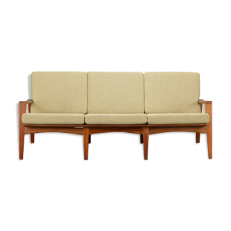 Sand color Sofa Model No. 35 by Arne Wahl Iversen made by Komfort, 1960s