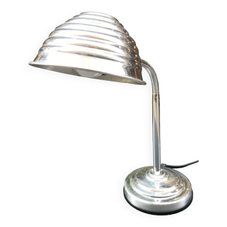 White iron table lamp