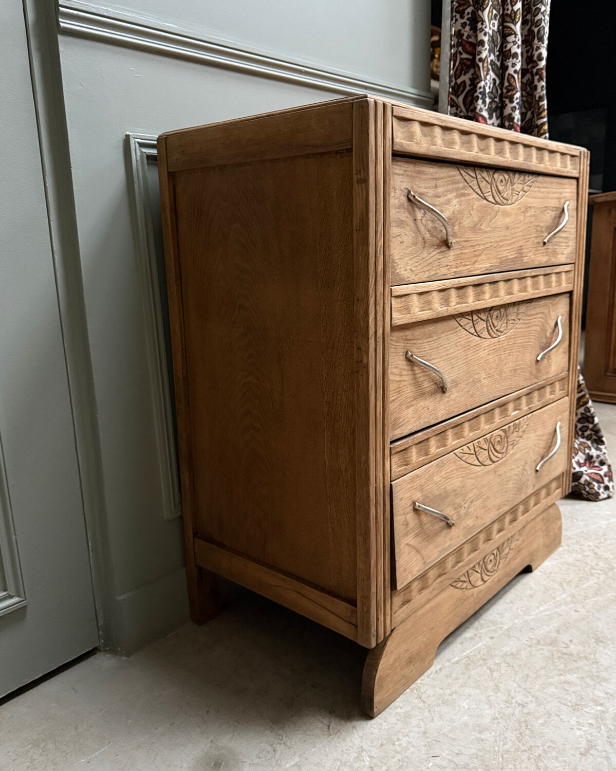 Art Deco oak commode (renovated)