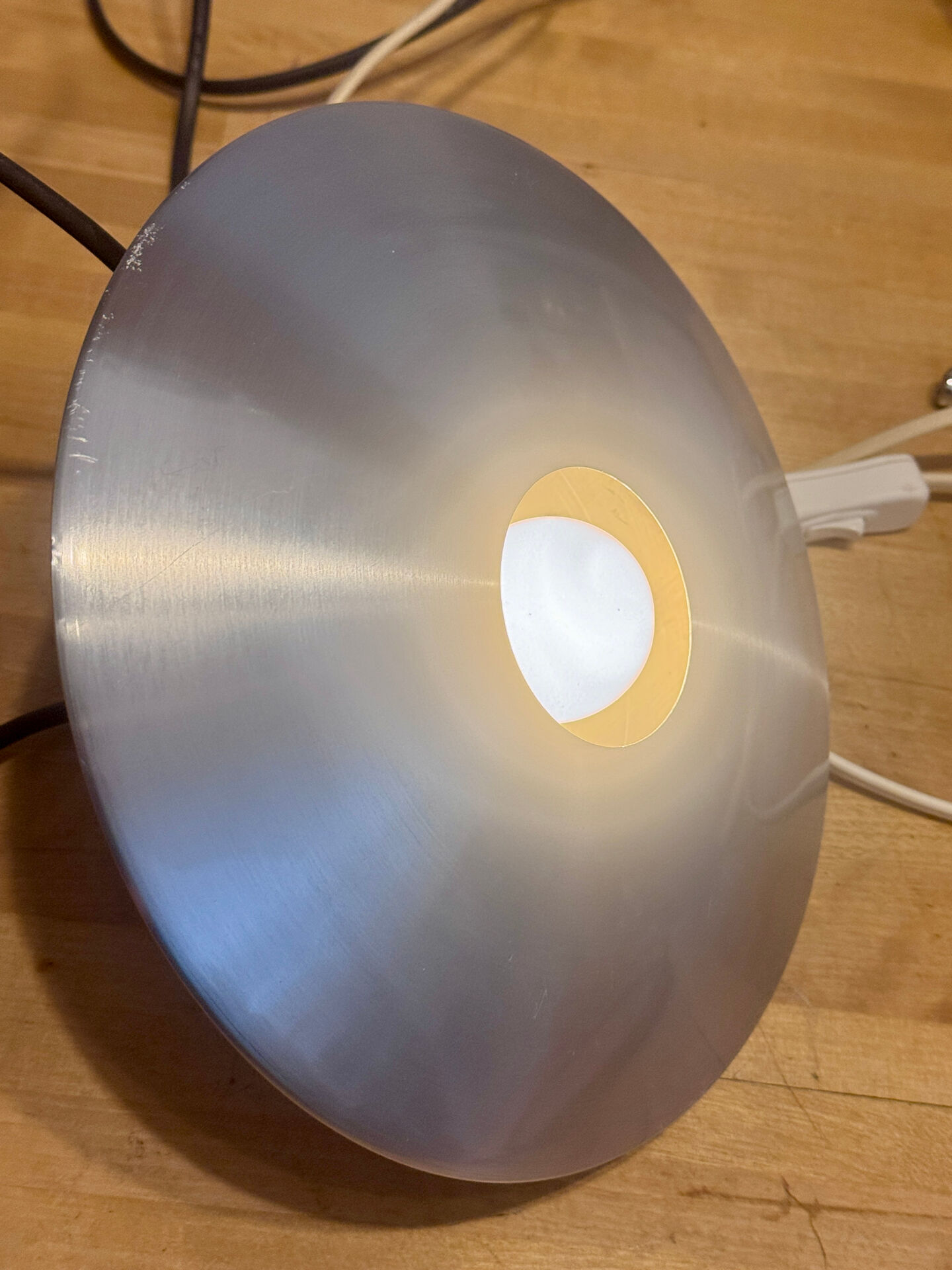 Vintage aluminium ufo hanglamp Hala Zeist