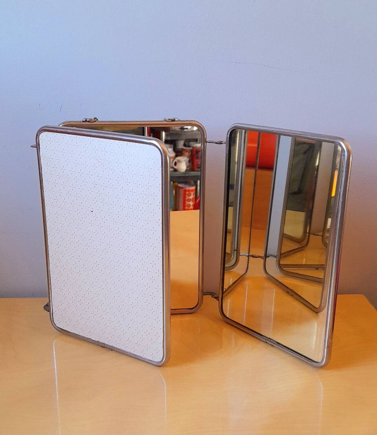 Triptych barber mirror