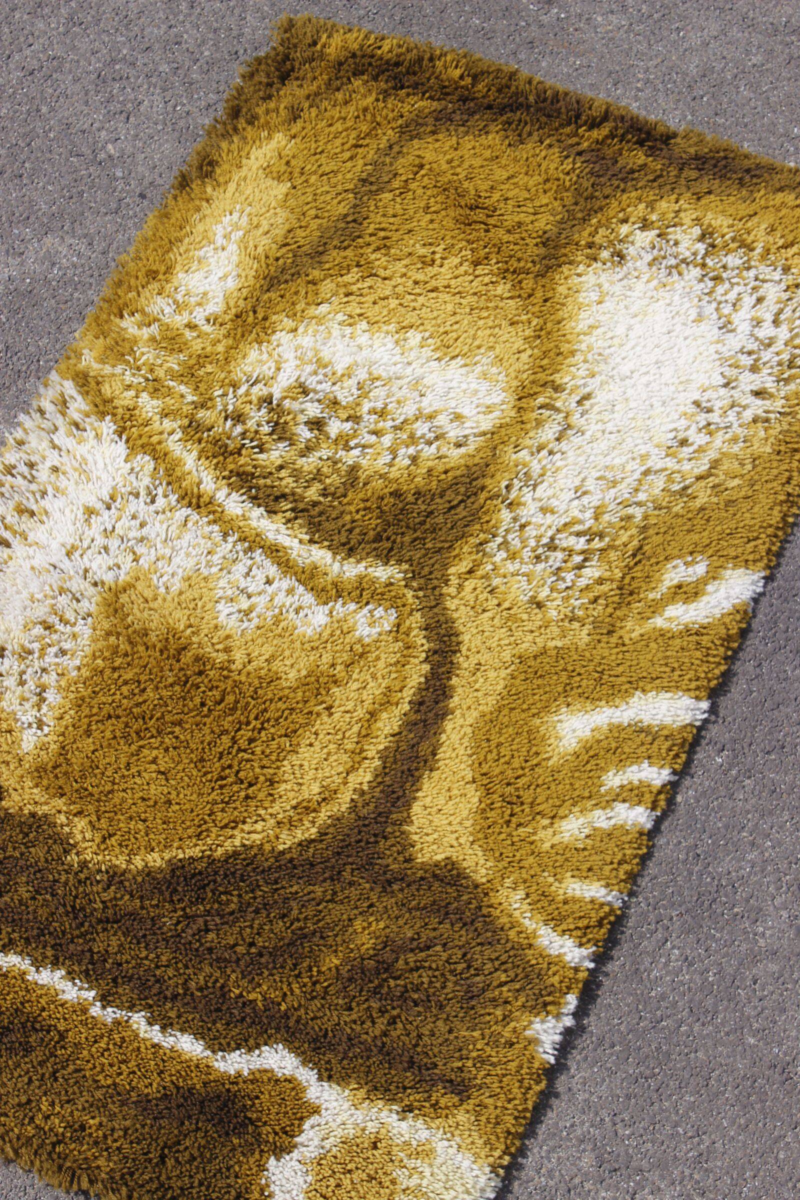 Vintage space age shaggy rug Junghans Germany 1970s