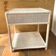 Table de nuit ou chevet en rotin