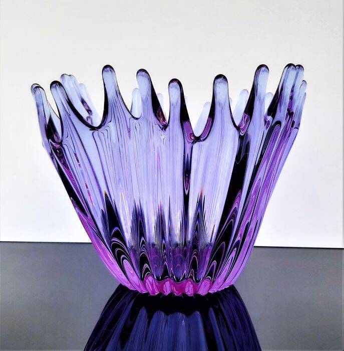 Vase - Large Purple Crystal Cup • Vintage • Cristallerie de Bayel • 1950