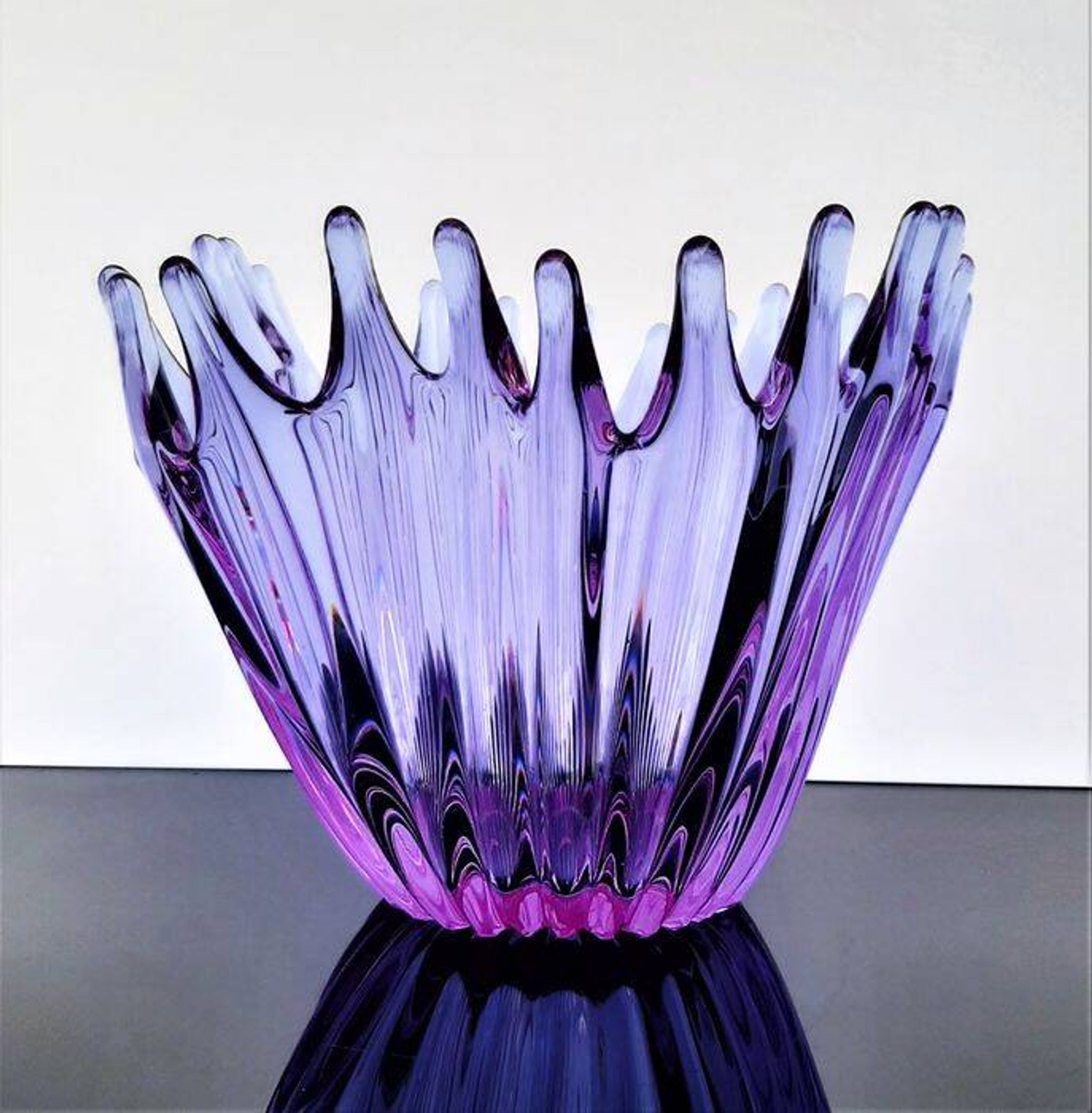 Vase - Large Purple Crystal Cup • Vintage • Cristallerie de Bayel • 1950