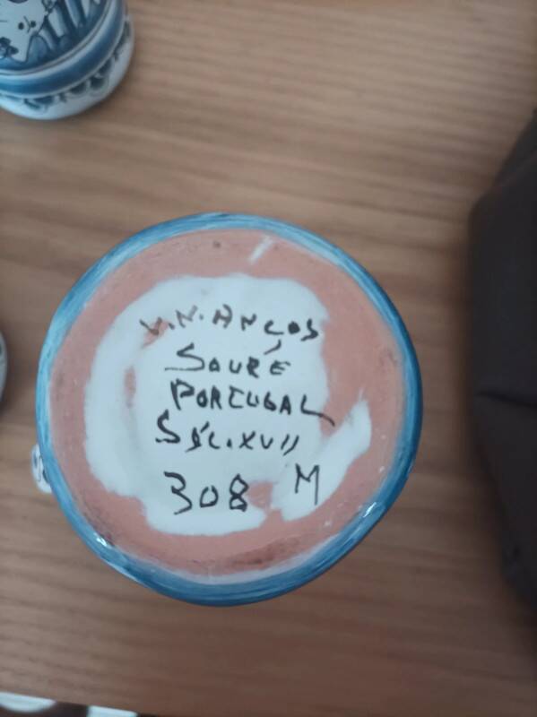 Carafe and cup service