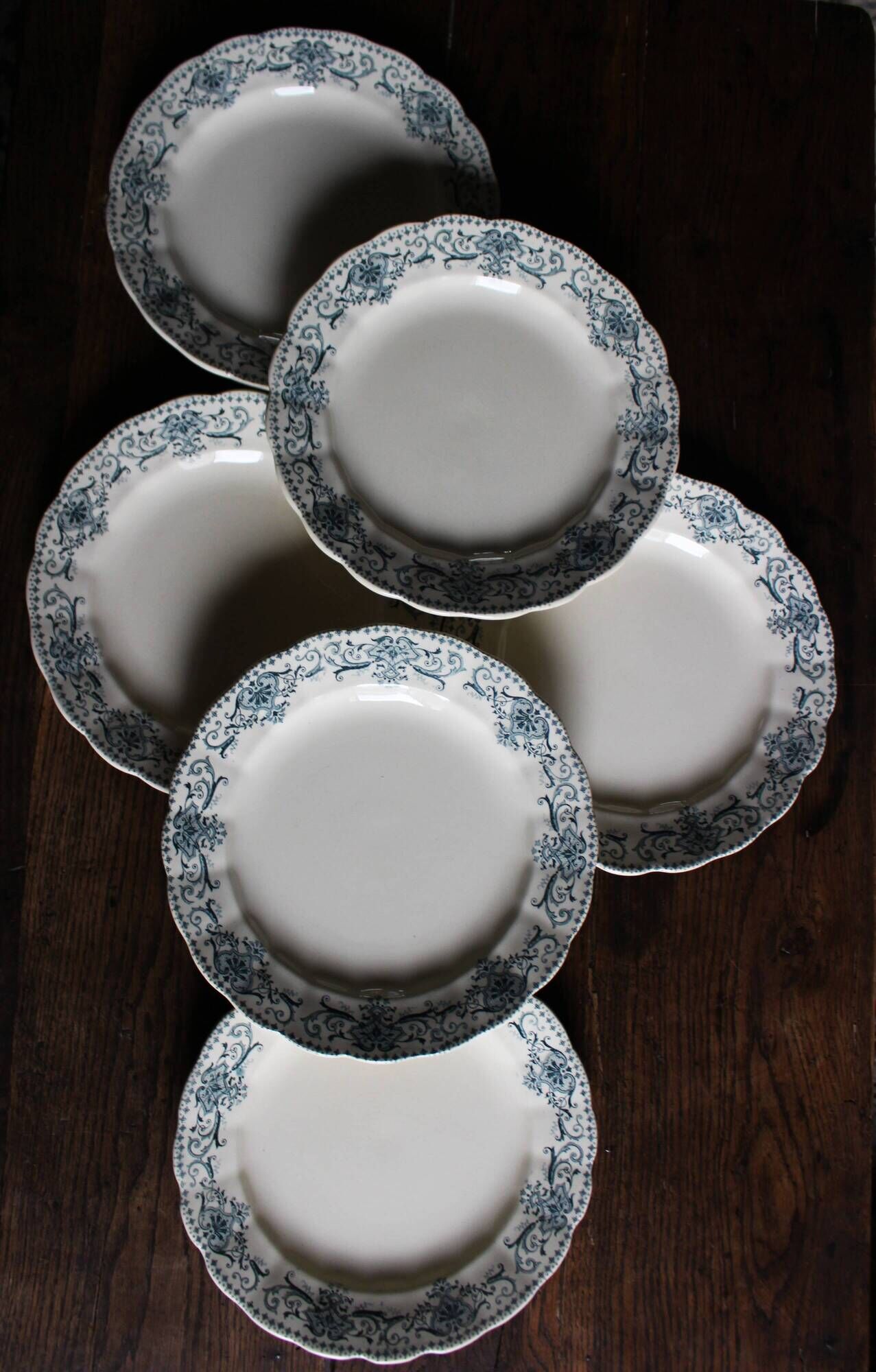A set of 6 flat plates Terre de Fer Bleu Verdun HBC.
