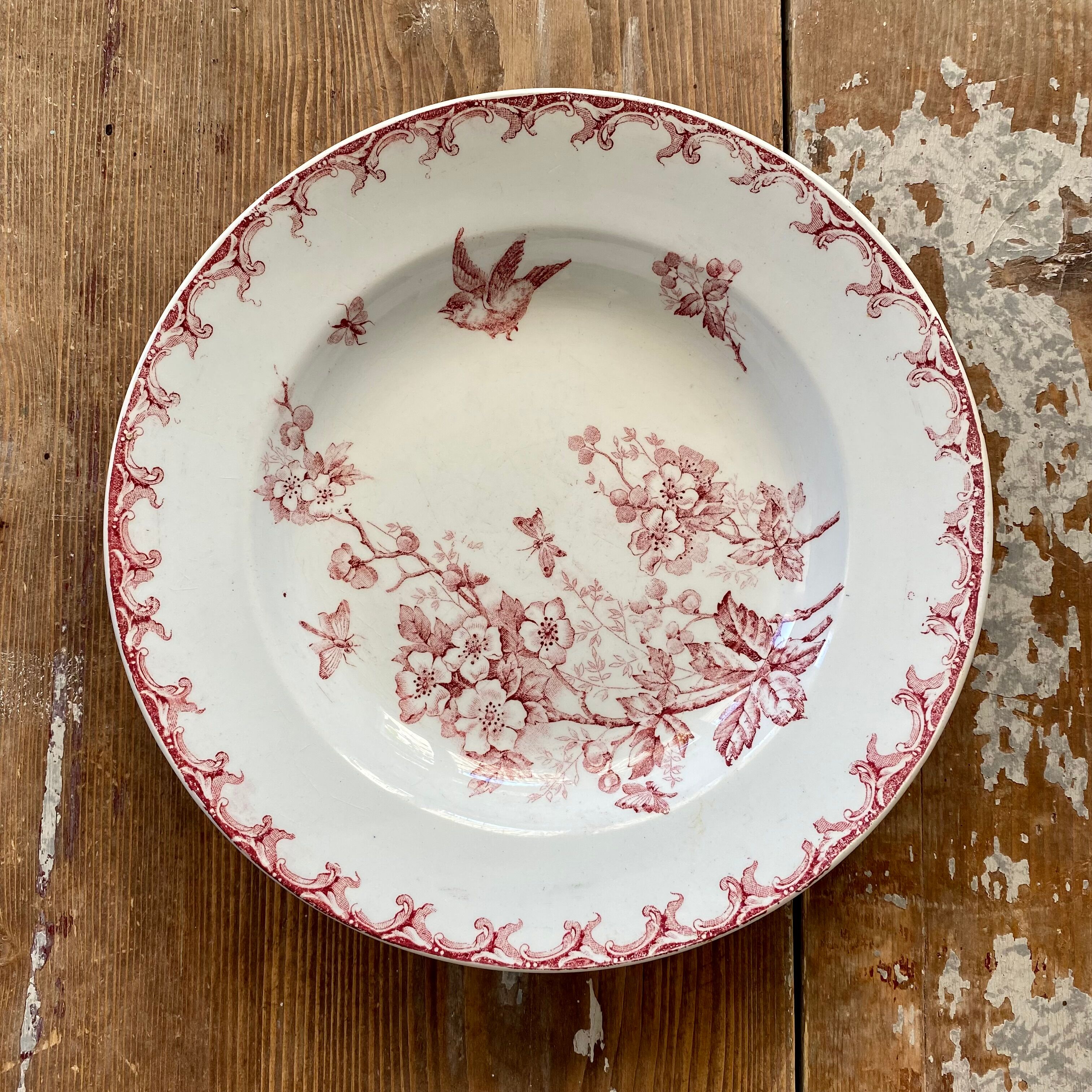 Plate Hawthorn Terre de Fer