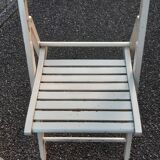 Set of 4 vintage folding chairs.