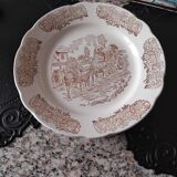 Set of 8 Sarreguemines dessert plates