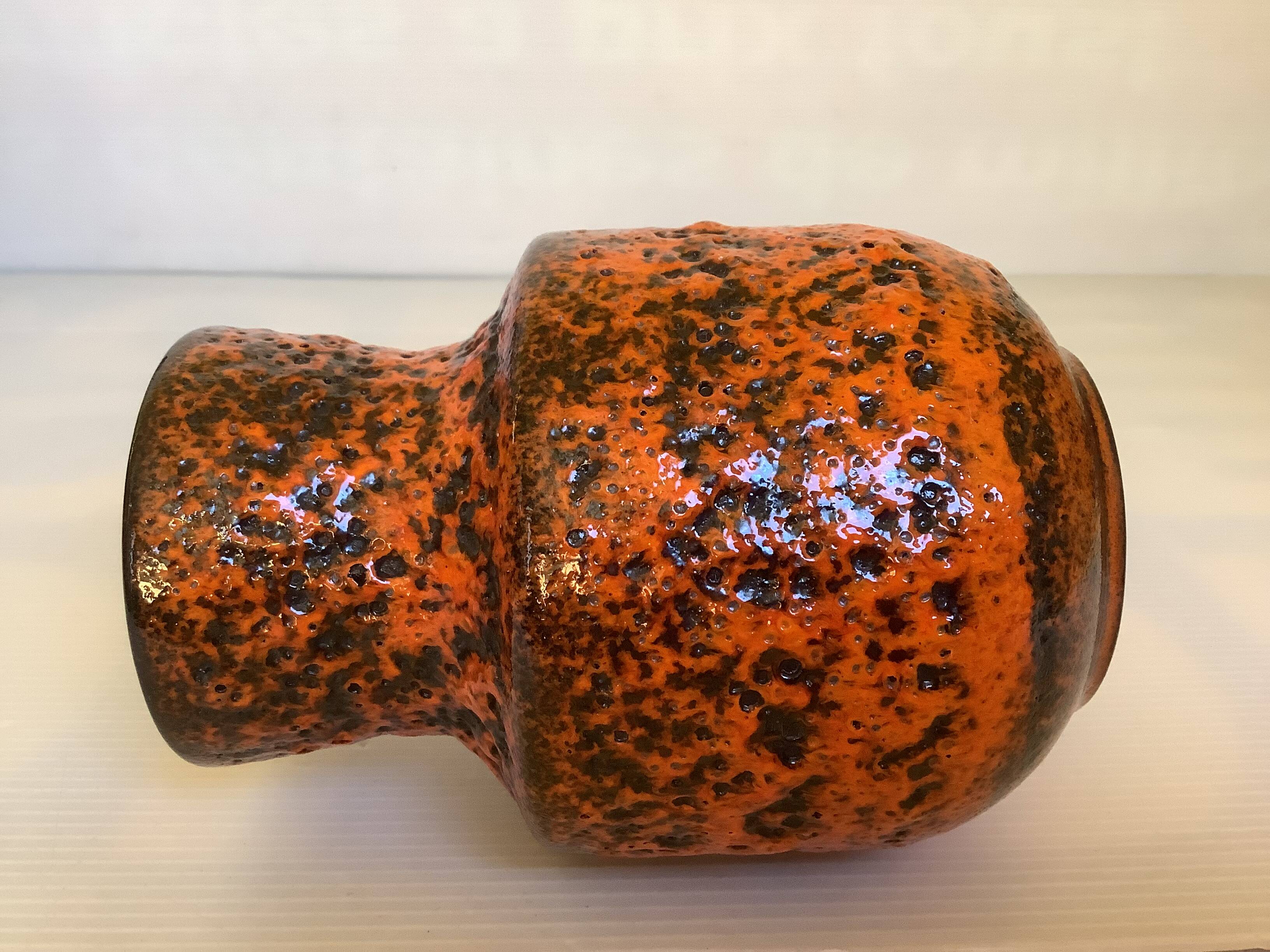 Vase orange écume de mer fat lava