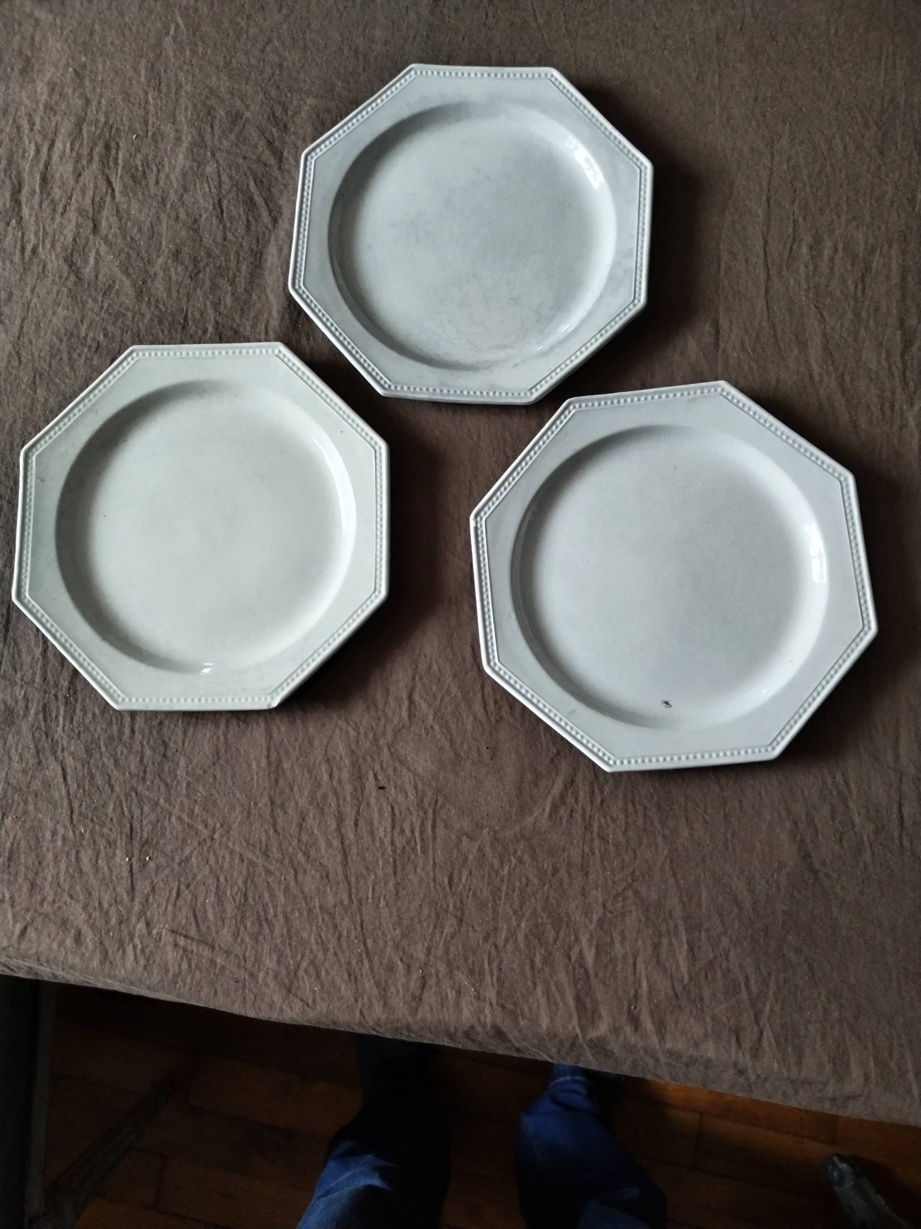 Set of 3 Creil and Montereau pearl plates