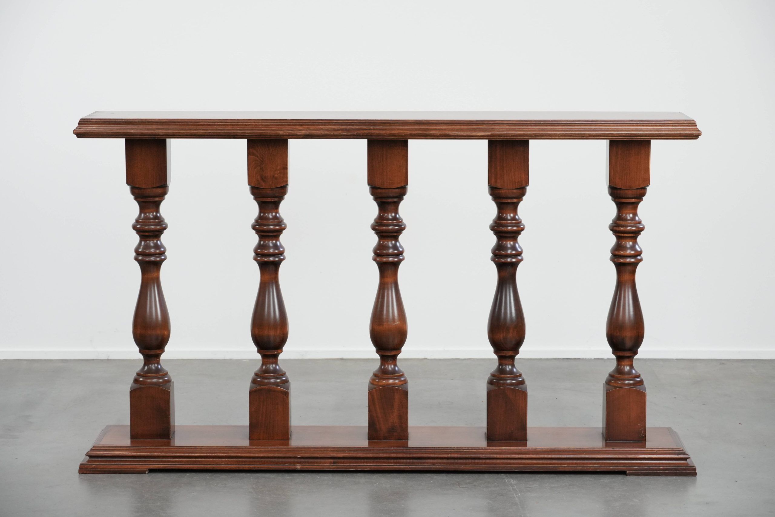 Elegant classic side table / balustrade / hall table from the 20th century