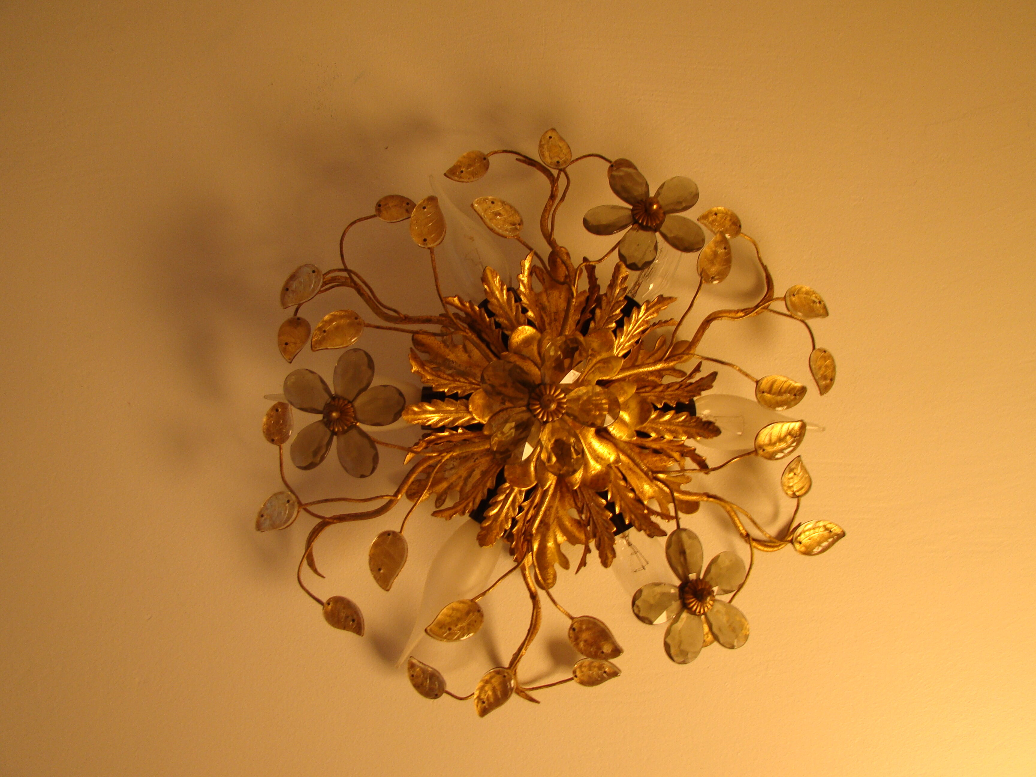 Vintage wall lamp or ceiling lamp in golden metal, glass flowers