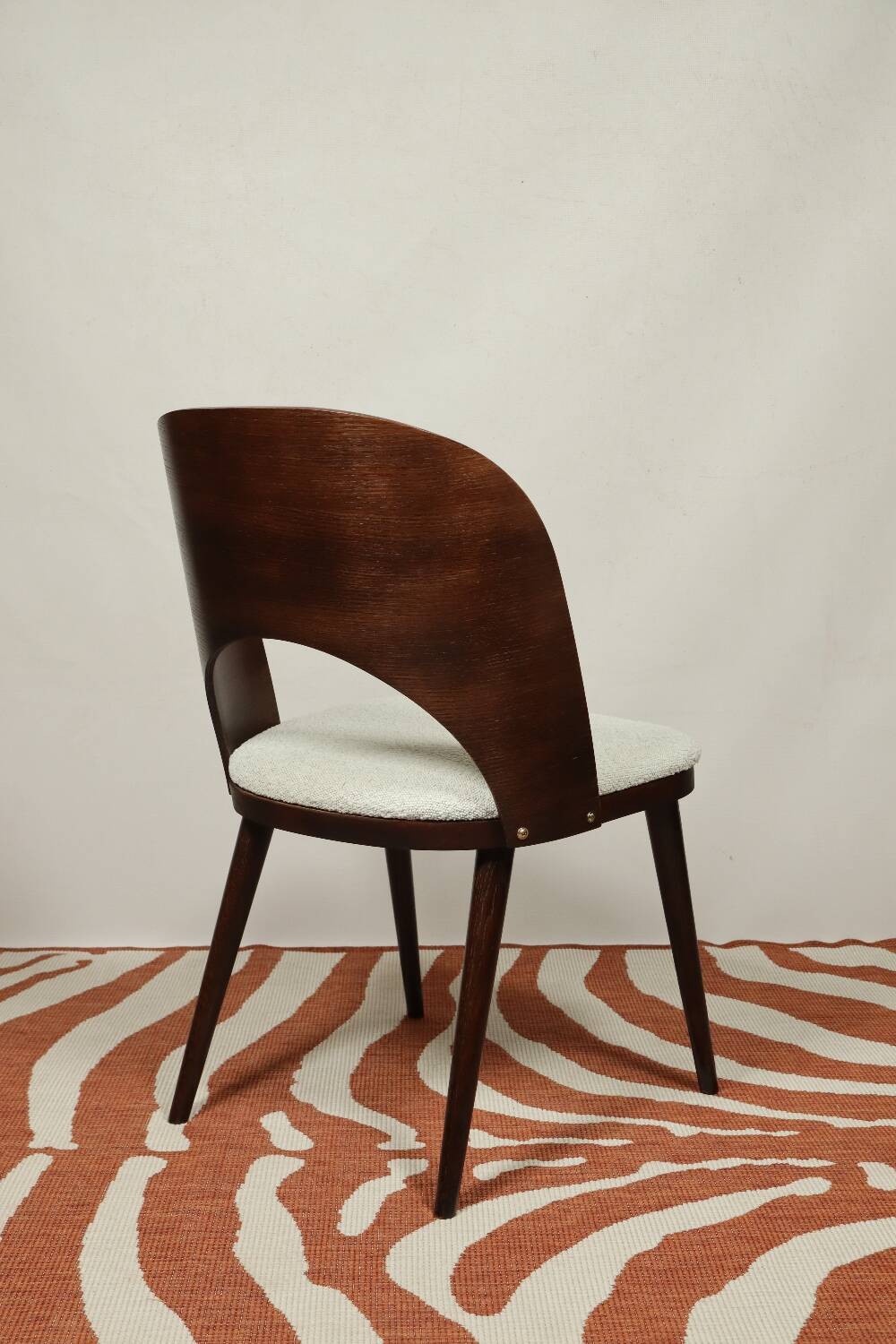 Dining chairs set of 4 oak wood white pearl buckle