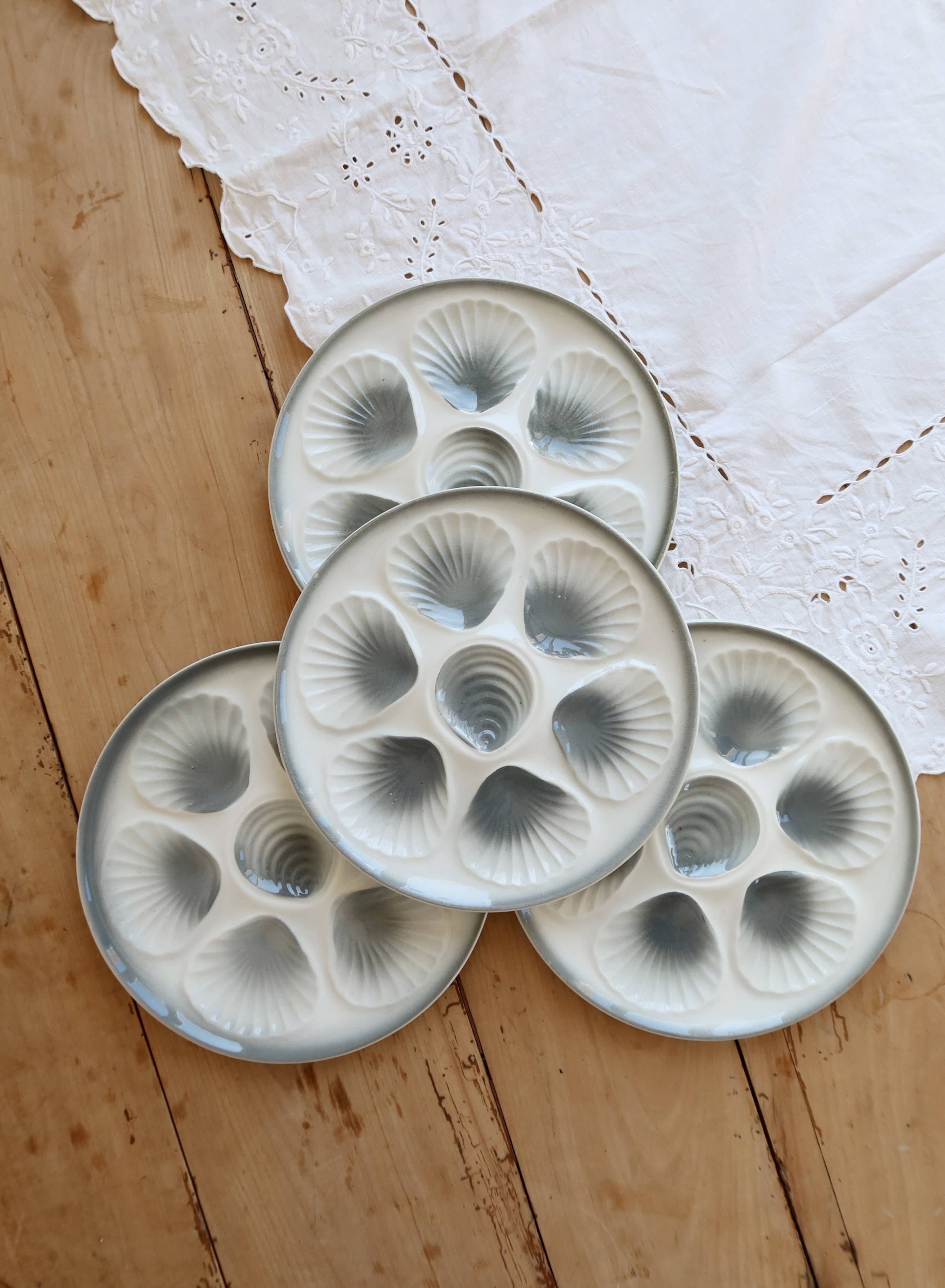 4 vintage oyster plates Moulin des Loups earthenware in blue-grey gradient
