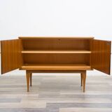 Two-door walnut chest of drawers/sideboard, 1960s