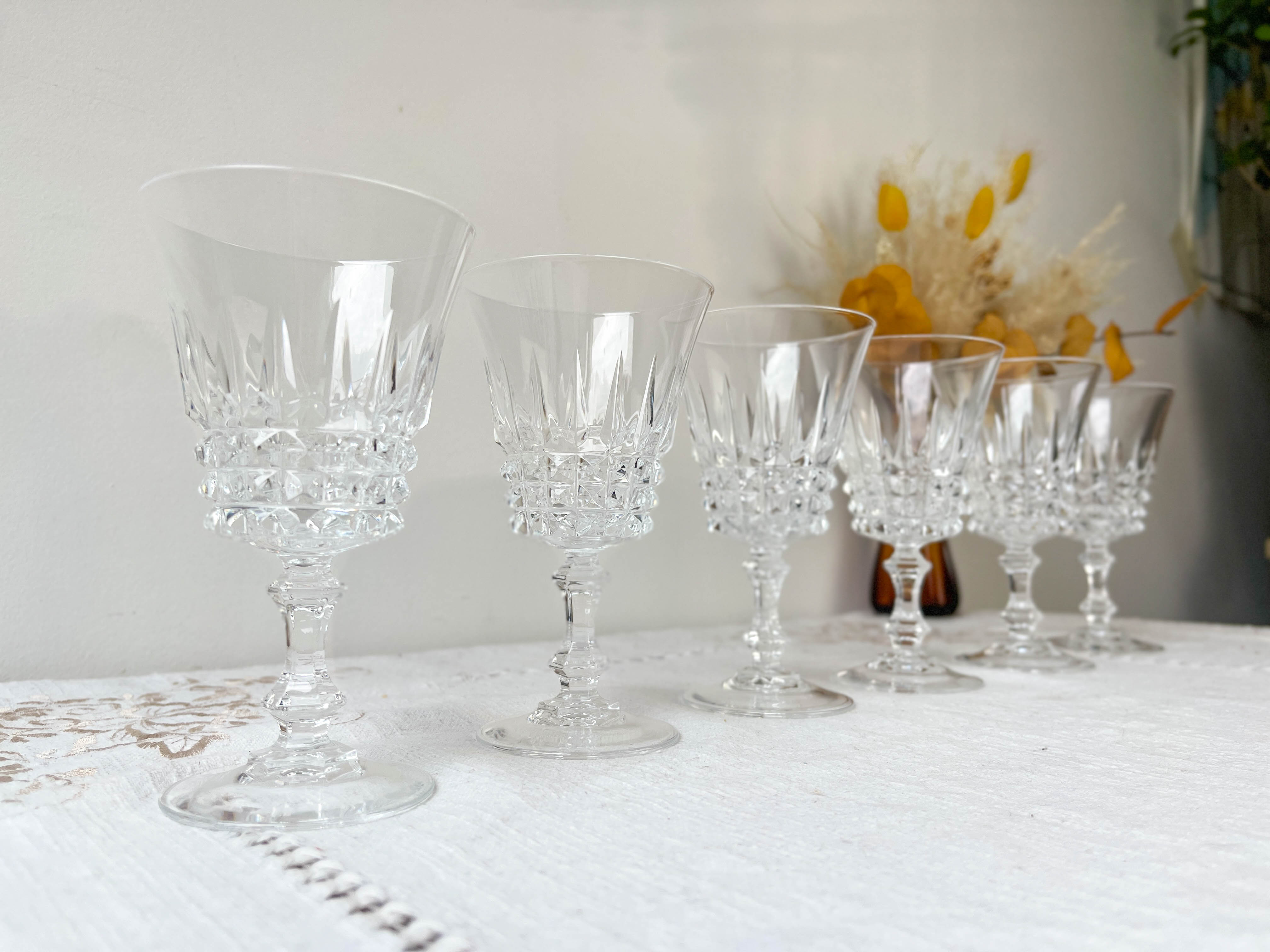 6 Arques crystal red wine glasses, Tuileries model