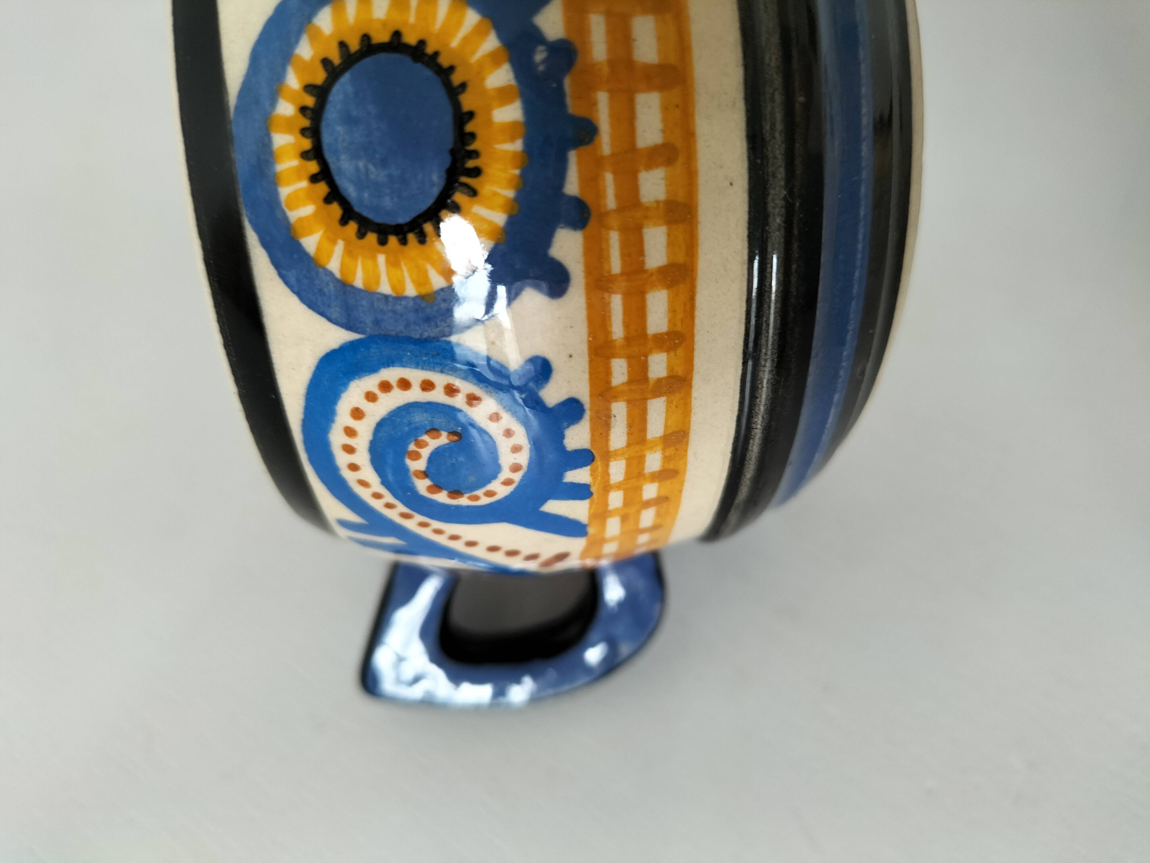 Quimper cup Paul Fouillen stylised decoration blue ochre circa 1940