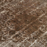 Hand-knotted hi-low pile oriental 1980s 203 cm x 303 cm brown rug