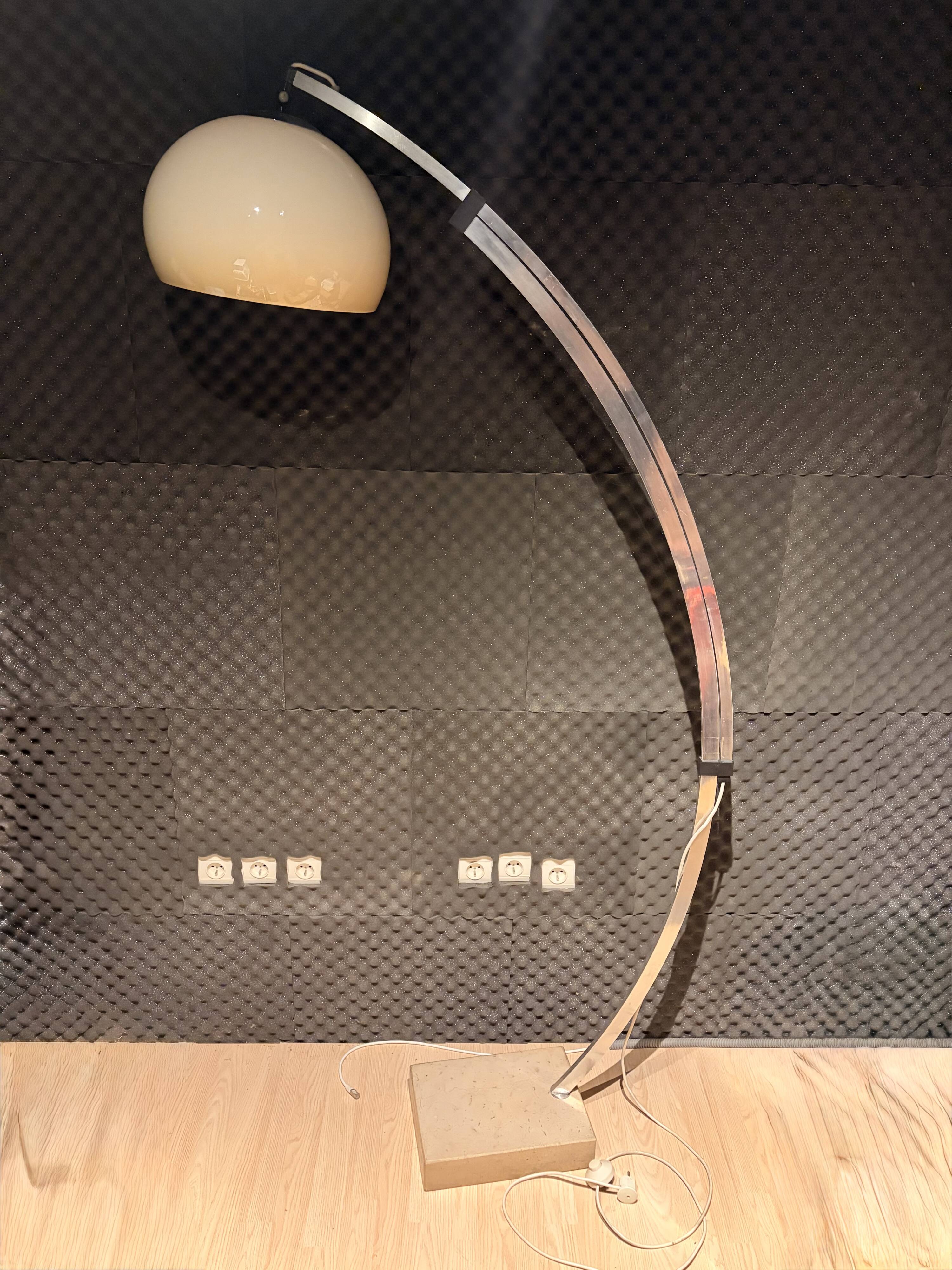 Vintage Italian Arc Floor Lamp from the 1970s – attributed to Harvey Guzzini
