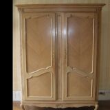 Solid oak cabinet from the 60s 2 doors with locks and keys