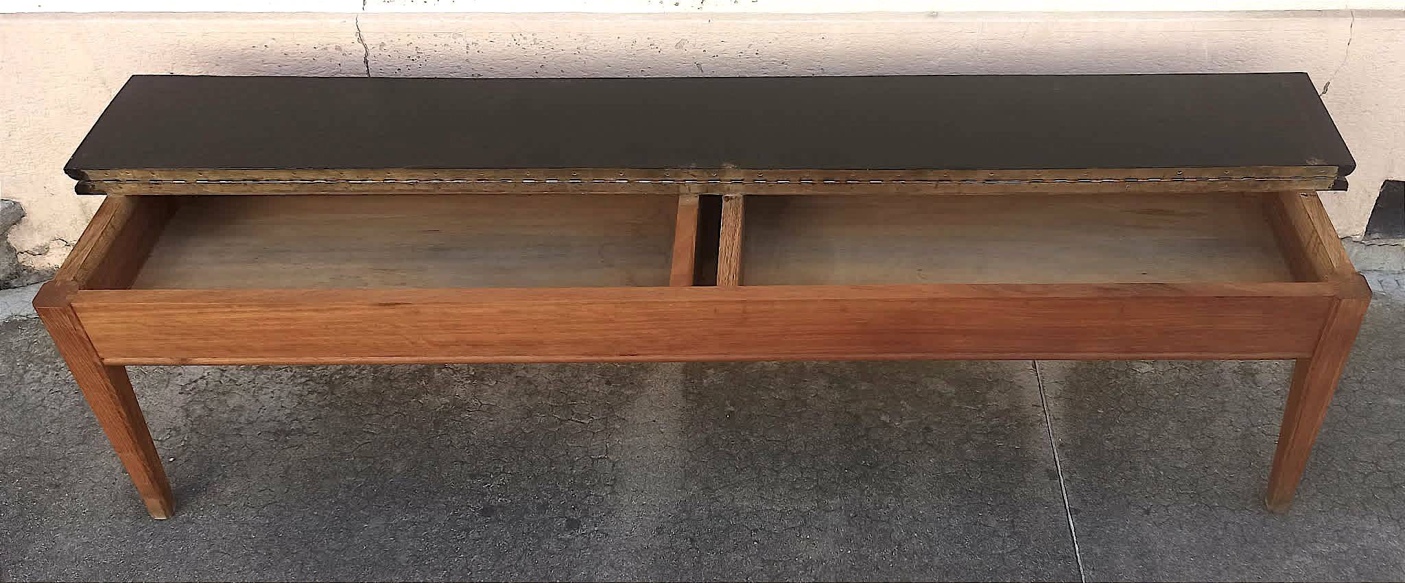 Storage bench from the 1960s, width 165.5 cm.