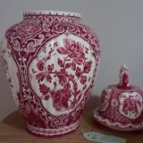 Covered vase Royal Sphinx Maastricht Petrus Regout & Co