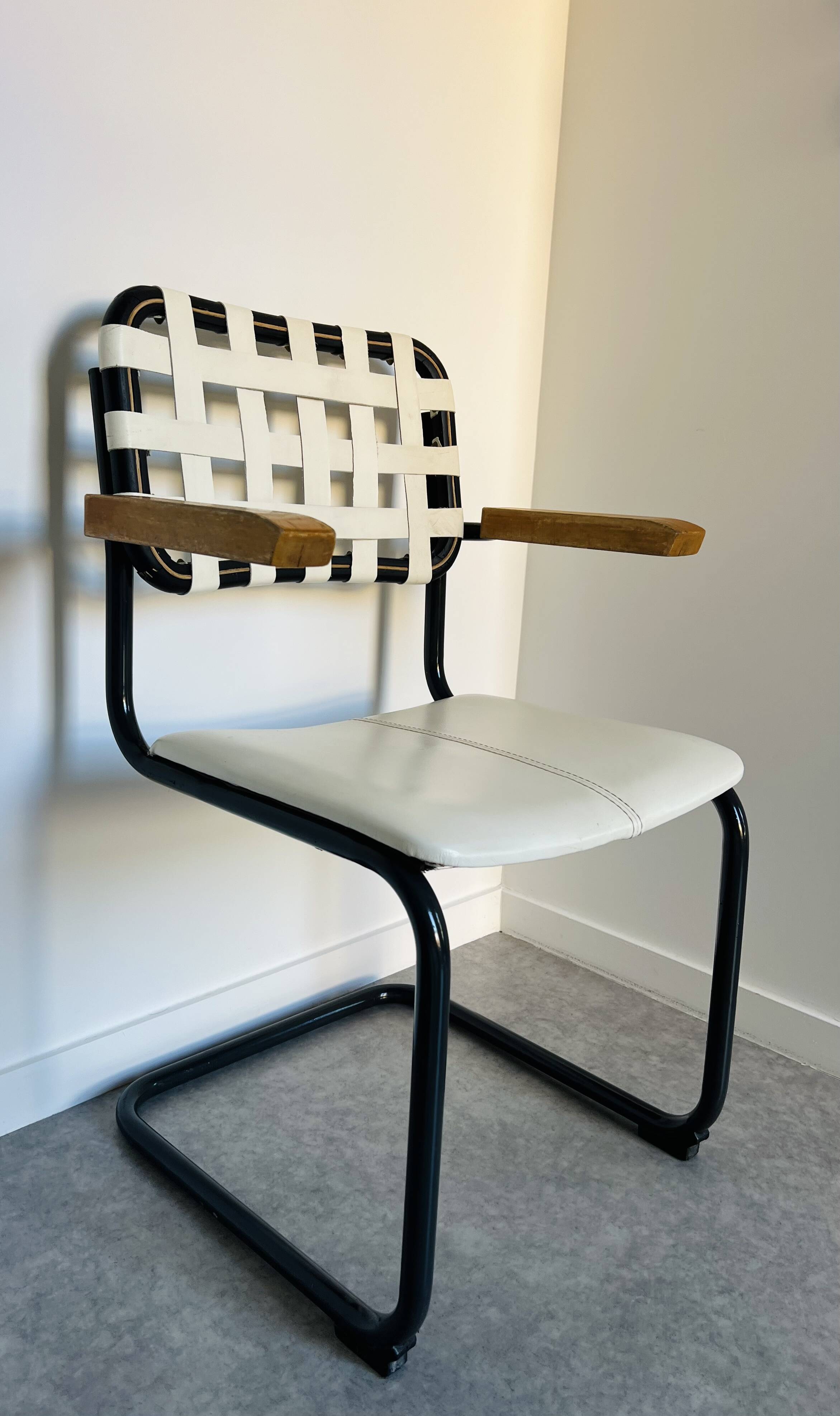 Marcel Breuer style leather chair