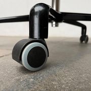 Vintage swivel office chair Supporto Series by Frederick Scott for Hille, 1970s