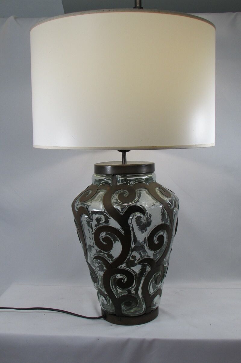 Lampe de salon, fer forgé et verre soufflé
