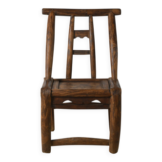 Haizi – Antique Chinese child’s chair in elm no. 8