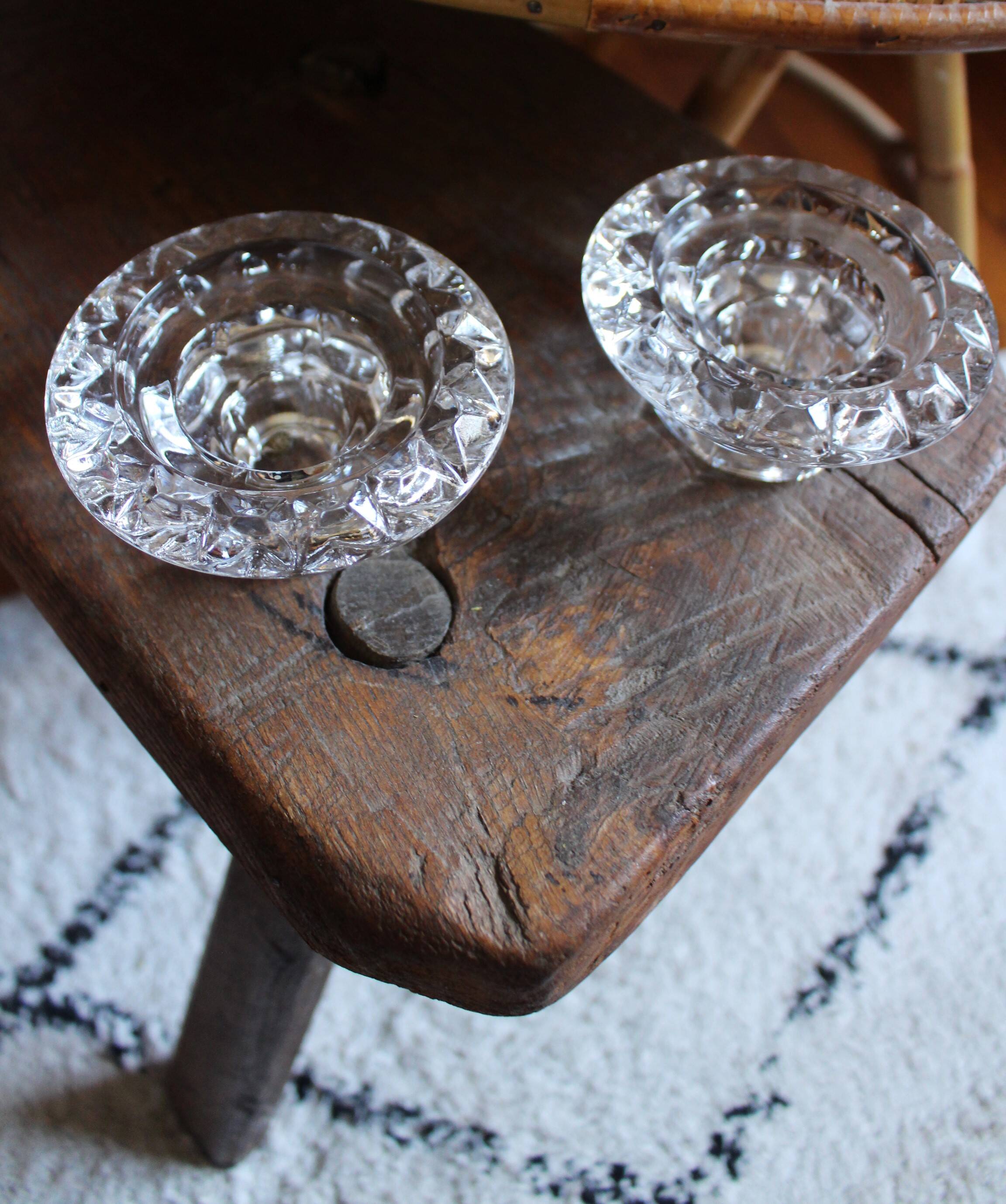 Pair of chiseled glass candlesticks Arc France