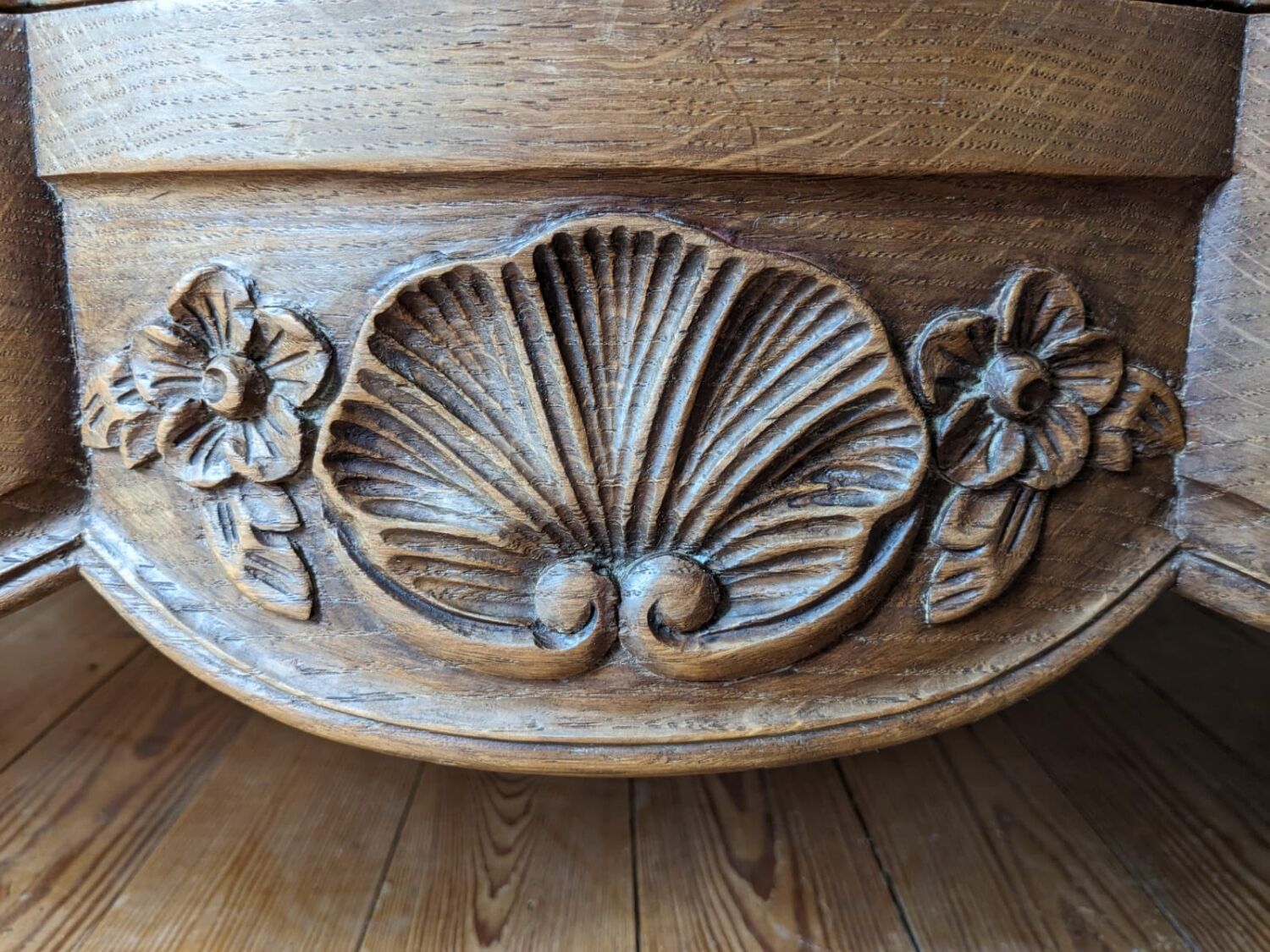 Louis XV style crossbow chest of drawers