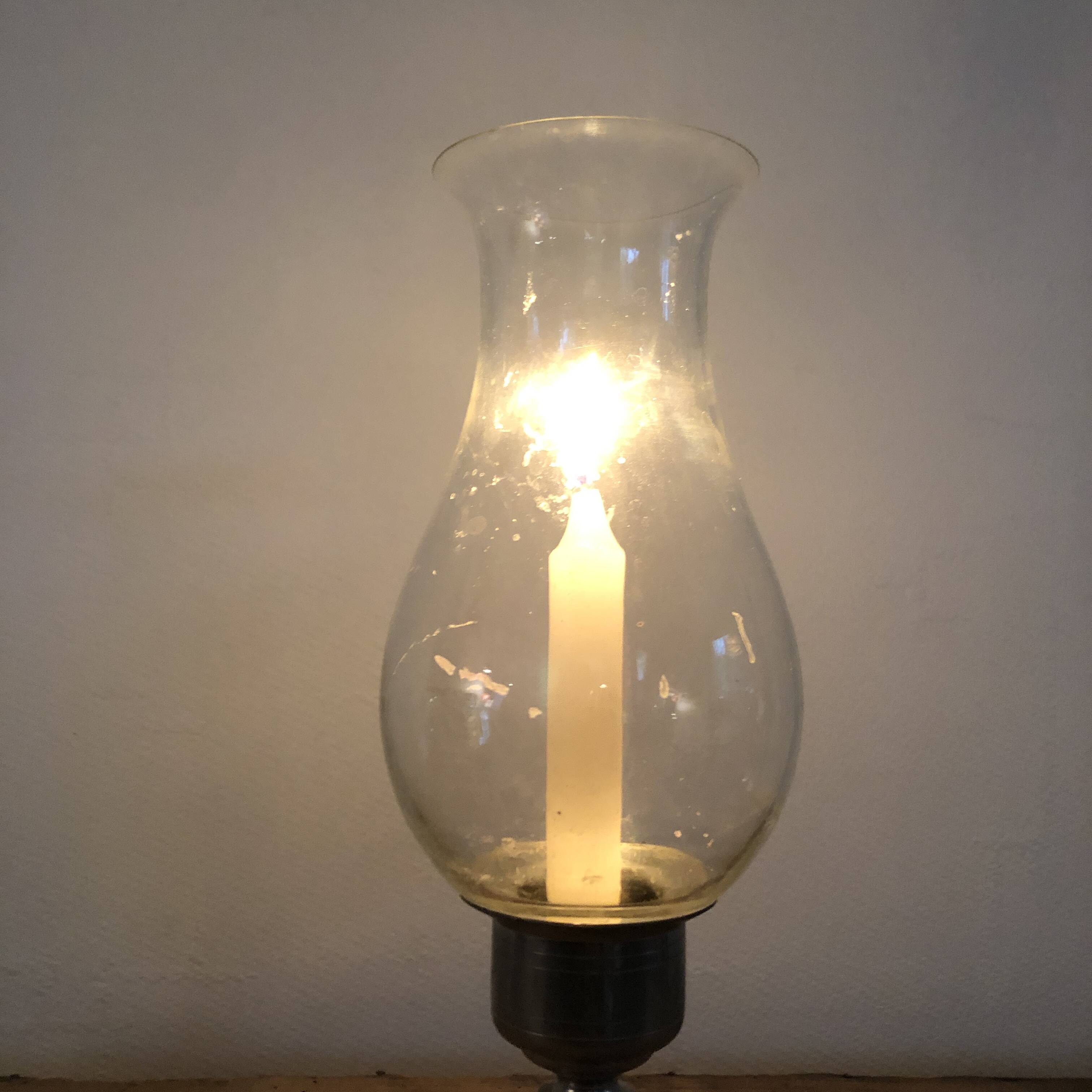 Tealight holder