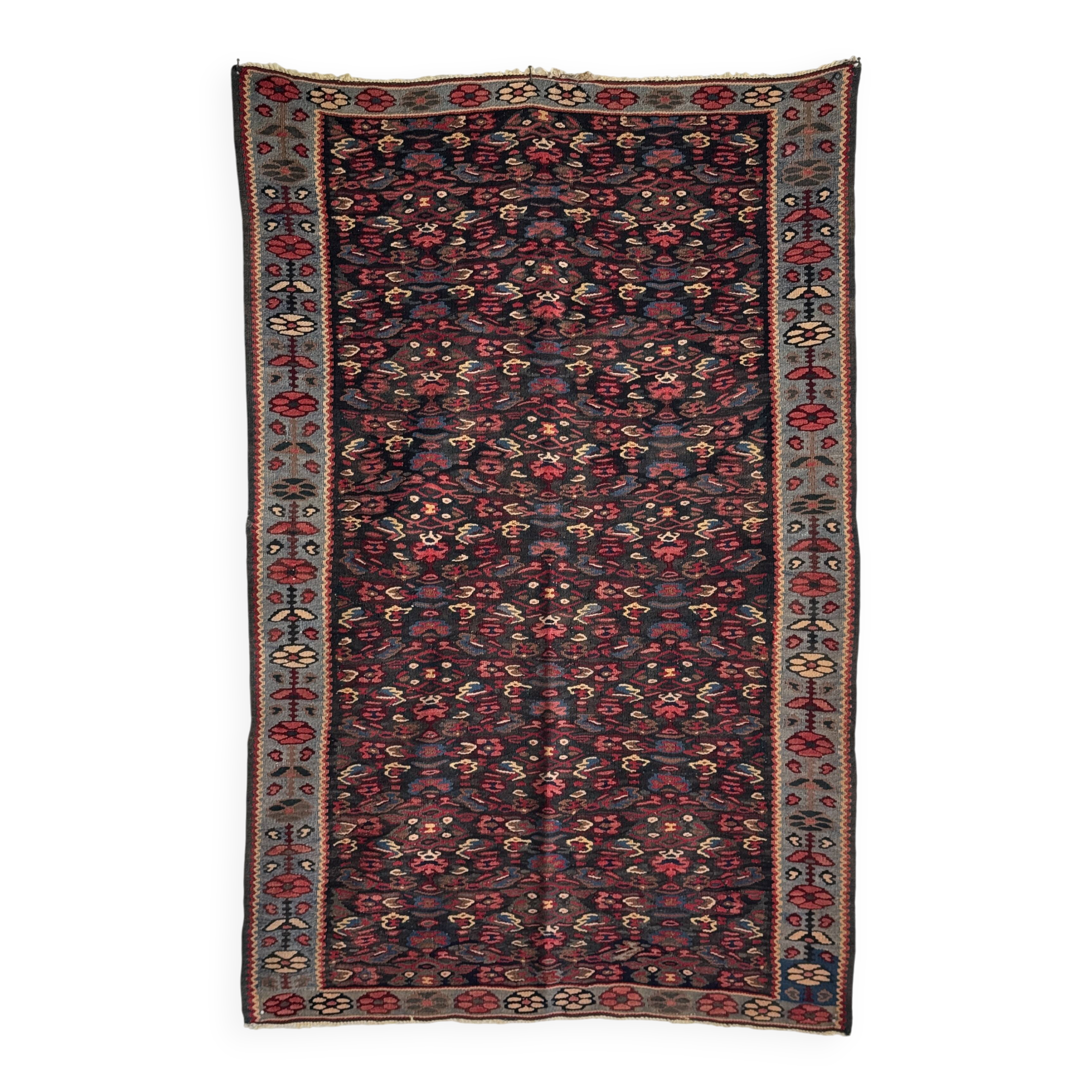 Iranian rug with stylised floral patterns in pink and blue, 155x105.
