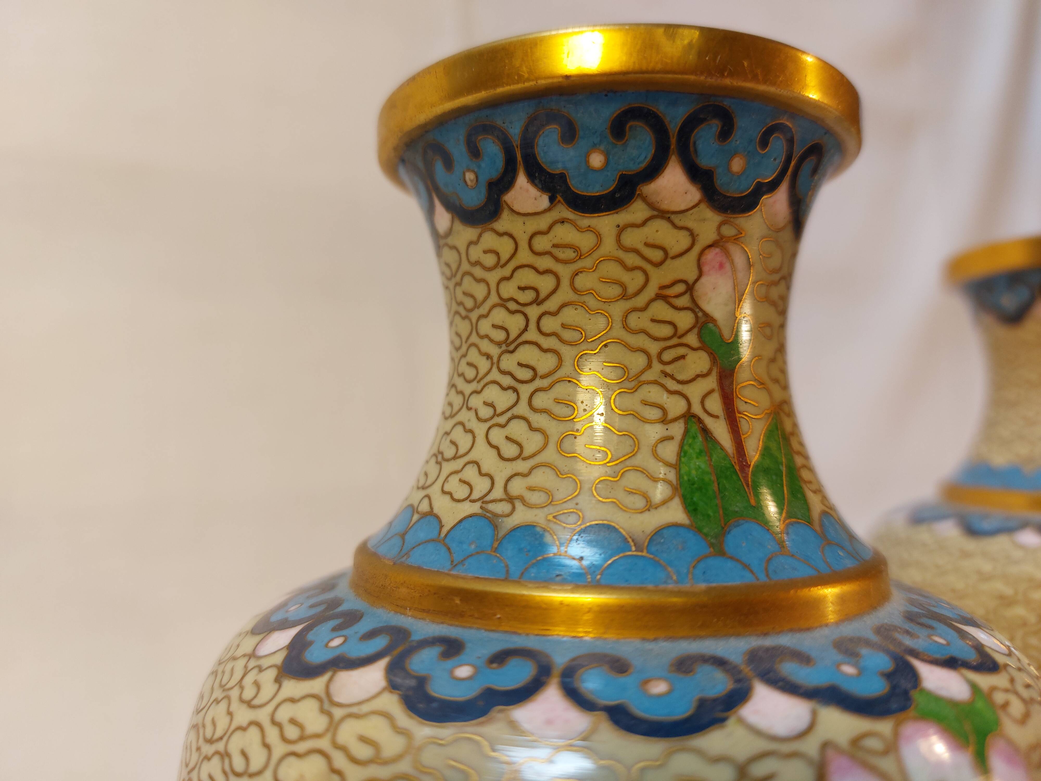 Pair of small cloisonné vases with Japanese polychrome decoration