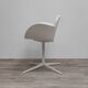 Chaise en simili cuir blanc