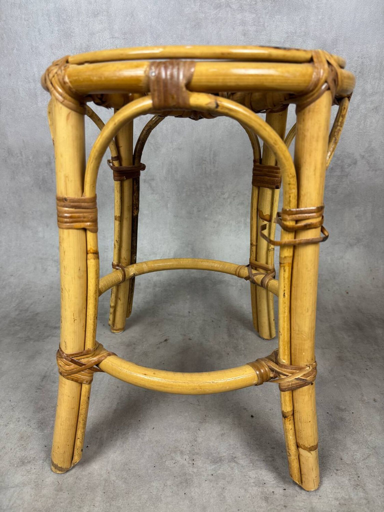 Paire de tabourets en rotin des années 70