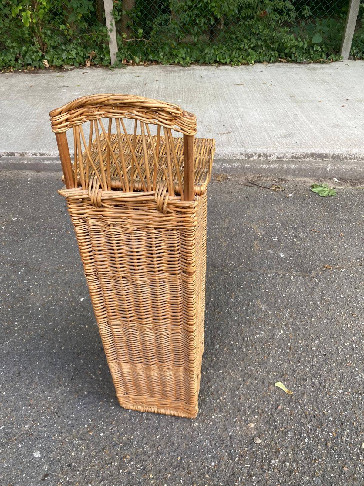 Rattan and wicker bread bin