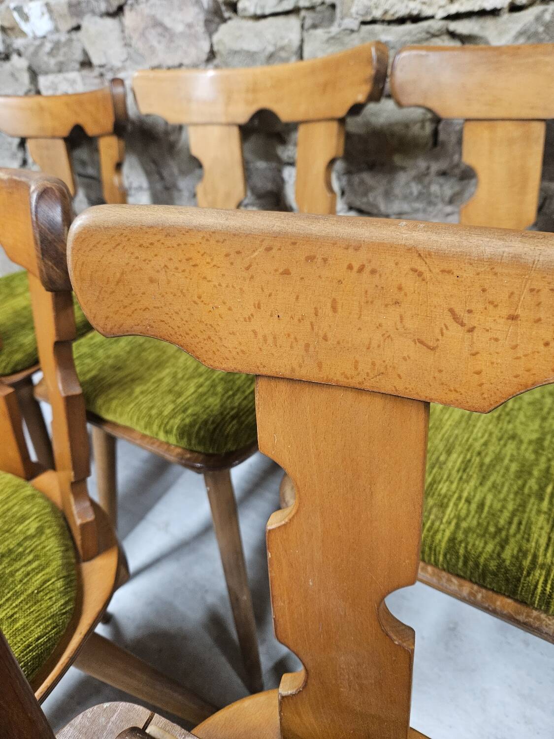 Lot  8 chaises bistrot 1970"