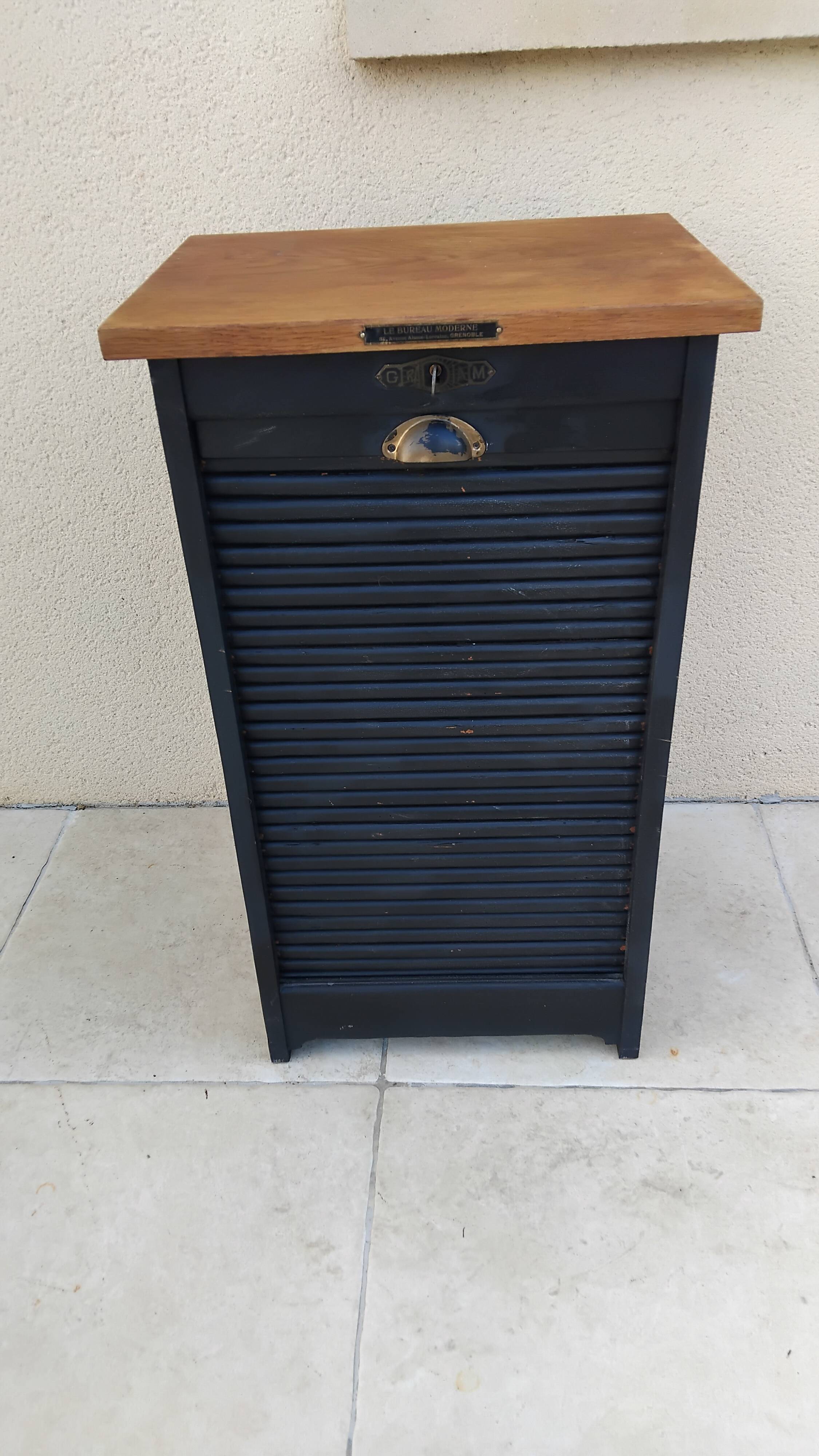 Vintage GRADIAM filing cabinet with a flap.