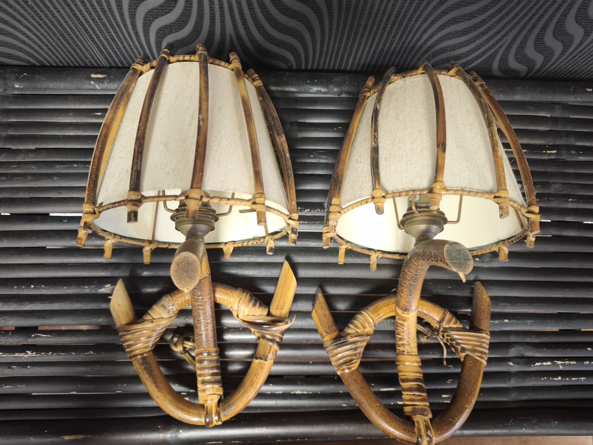 Pair of wall sconces in rattan