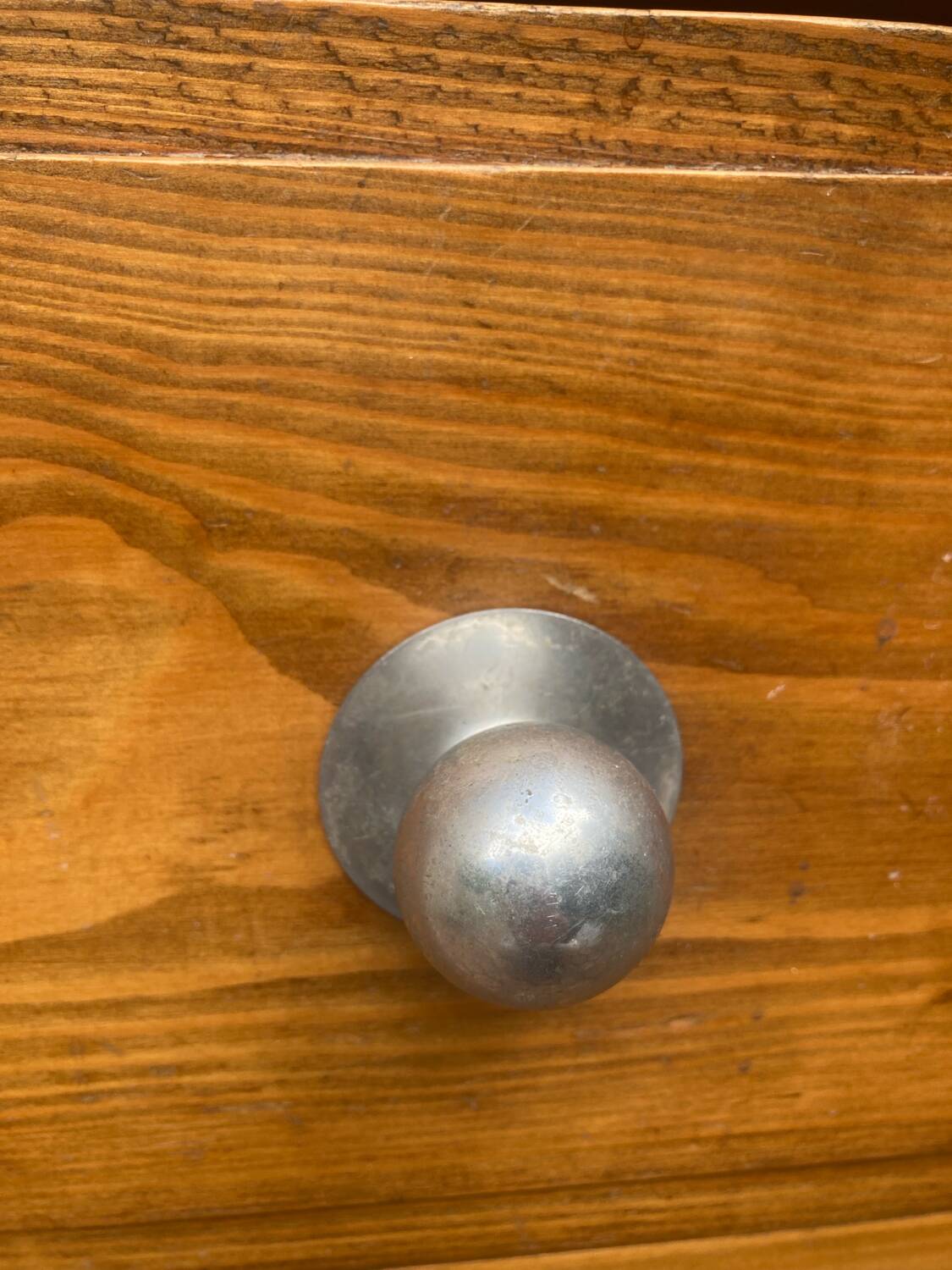 Vintage pine chest of drawers