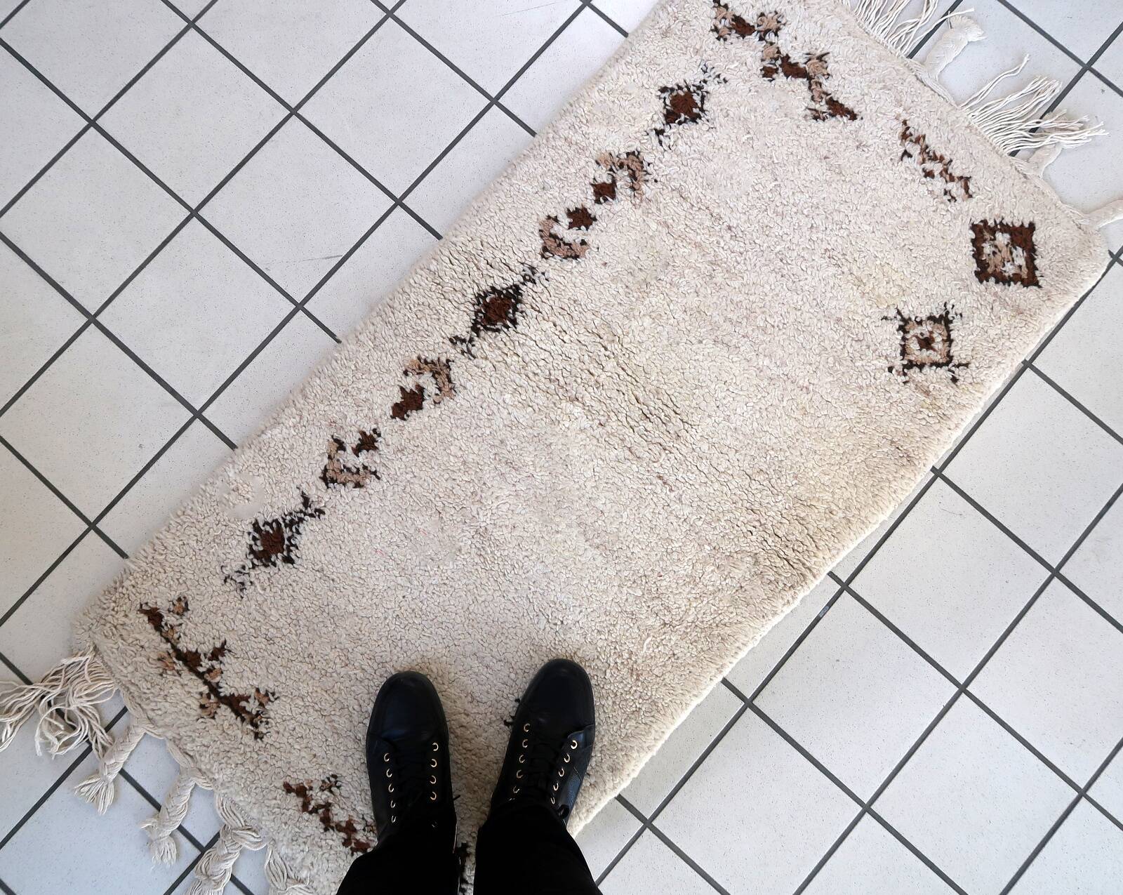 Tapis Vintage Berbère Marocain en Laine (69cm x 137cm), Années 1970